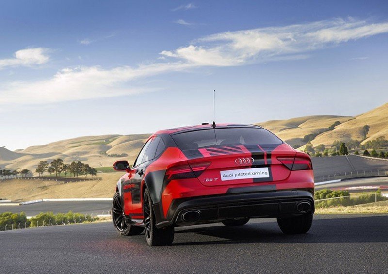driverless-audi-rs7-now-posts-better-lap-times-than-human-racecar-drivers7