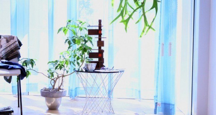Frank Lloyd Wright Table Lamp Recreated by Japanese Company Yamagiwa
