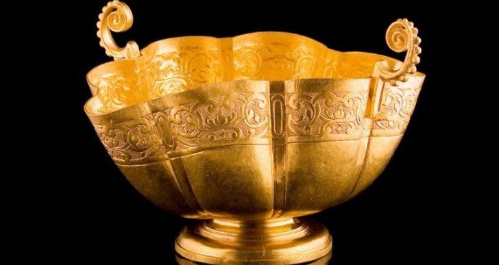Gold Treasure From the 1600s Worth $450M Heads for Auction in NYC