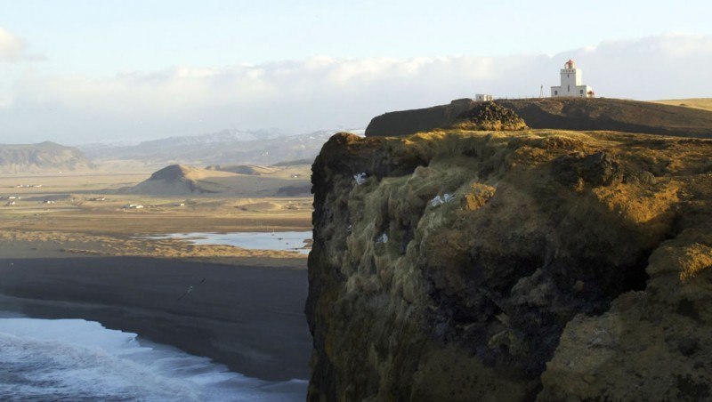 incredible-stopover-lets-you-experience-iceland-on-your-way-to-continental-europe1