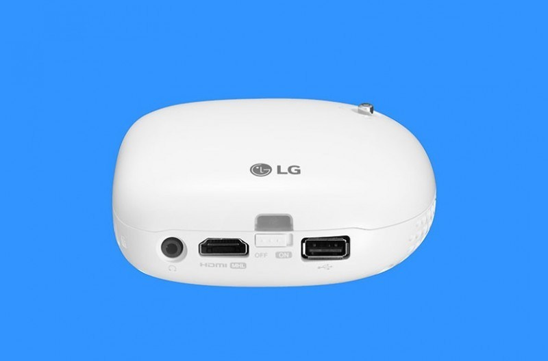 lg-minibeam-nano-is-a-projector-for-your-smartphone2