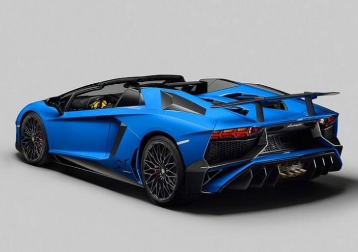 Lamborghini Sold a Record 3,425 Cars in 2015