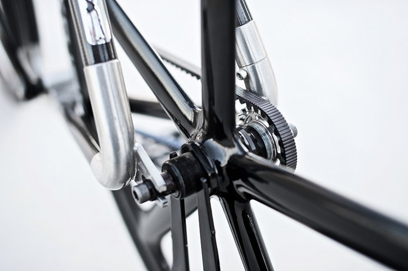 velonia-releases-carbon-fiber-version-of-viks-bike8