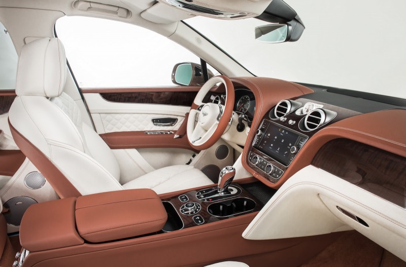 bentley-bentaygas-optional-breitling-clock-to-cost-more-than-the-suv-itself3