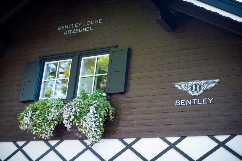 bentley-opens-a-mountain-lodge-in-austria2