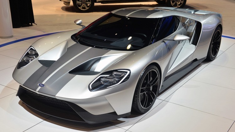 if-you-want-to-buy-the-new-400k-ford-gt-youll-have-to-apply-for-it6