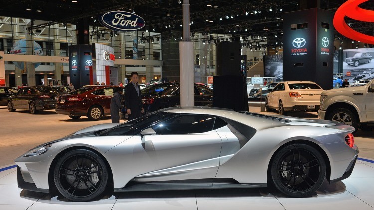 if-you-want-to-buy-the-new-400k-ford-gt-youll-have-to-apply-for-it8