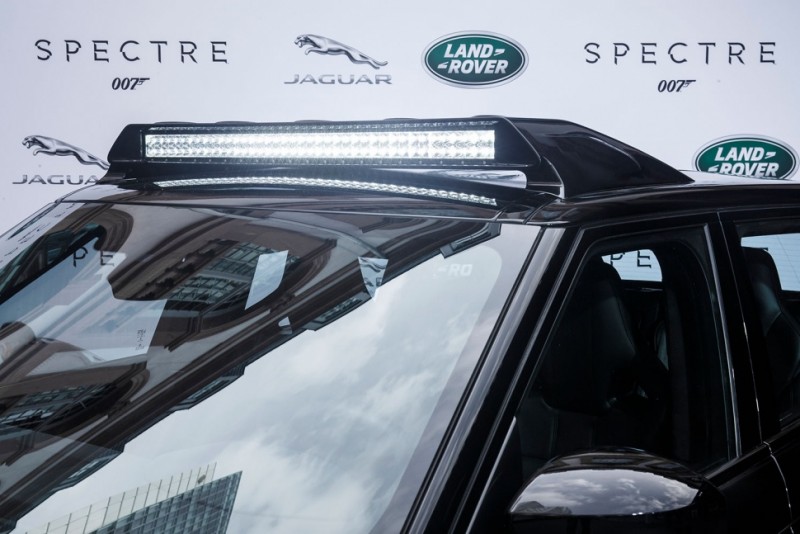 jaguar-and-land-rover-unveil-cars-from-james-bond-spectre-movie18