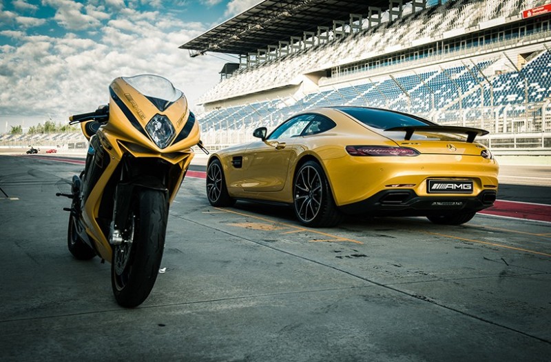 mercedes-amg-and-mv-agusta-collaborate-on-high-performance-motorcycle8