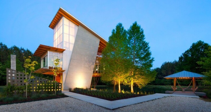 Solar-Powered Pond House at Ten Oaks Farm by Holly & Smith Architects