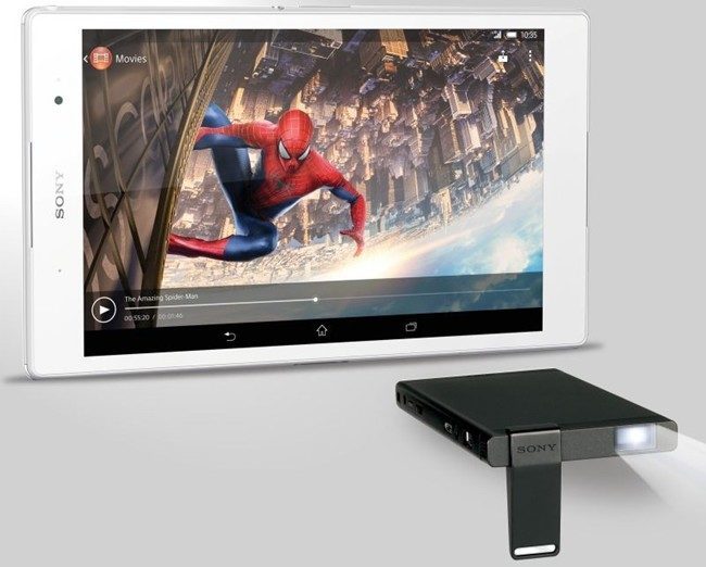sony-mobile-projector-delivers-hd-quality-on-any-surface1