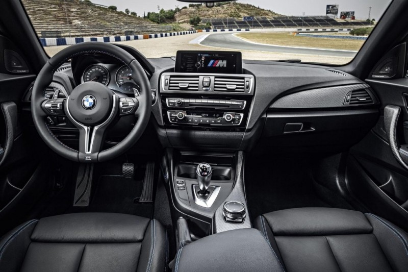 2016-BMW-M2-25-1024x682