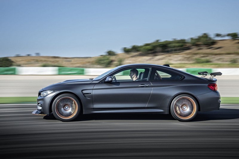 2016-m4-gts-is-the-first-water-injected-production-car-in-the-world3