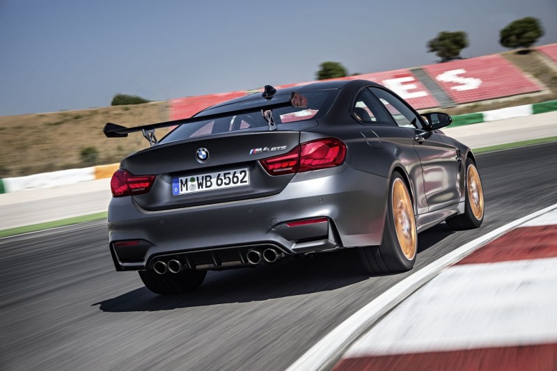 2016-m4-gts-is-the-first-water-injected-production-car-in-the-world6