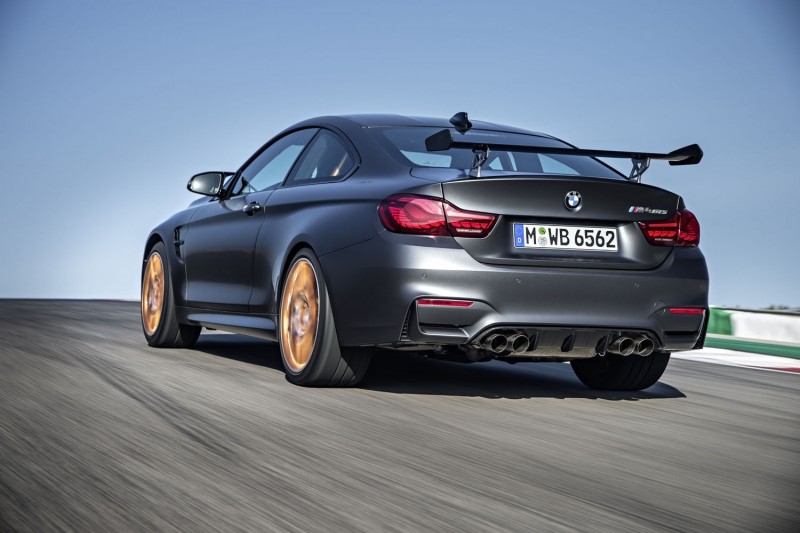 2016-m4-gts-is-the-first-water-injected-production-car-in-the-world7
