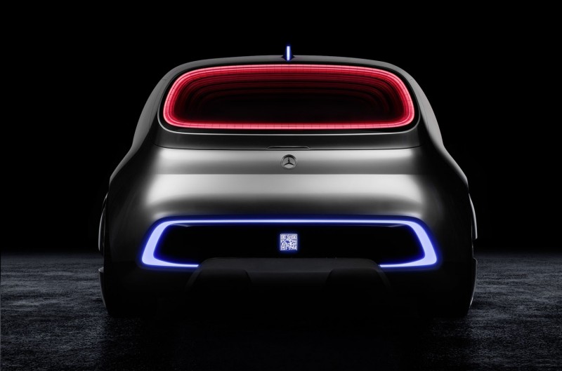mercedes-benz-unveils-futuristic-concept-at-tokyo-motor-show13