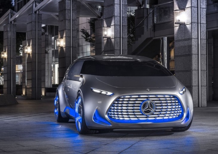 Mercedes-Benz Unveils Futuristic Concept at Tokyo Motor Show