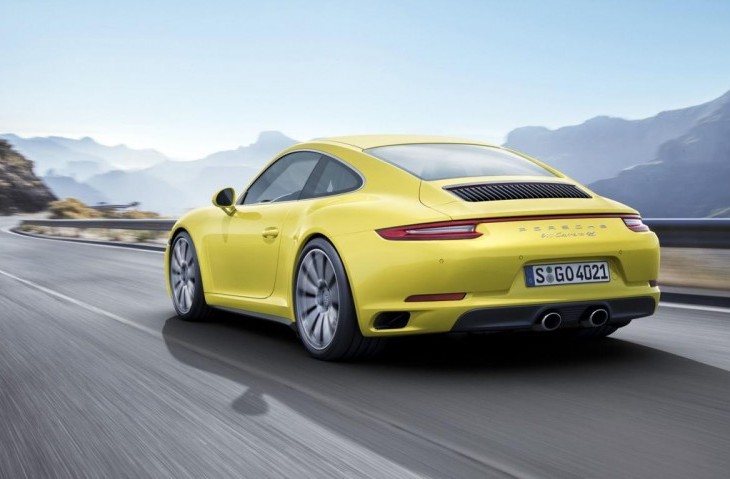 Porsche Continues Turbocharging Spree with 2017 911 ‘4’ Lineup