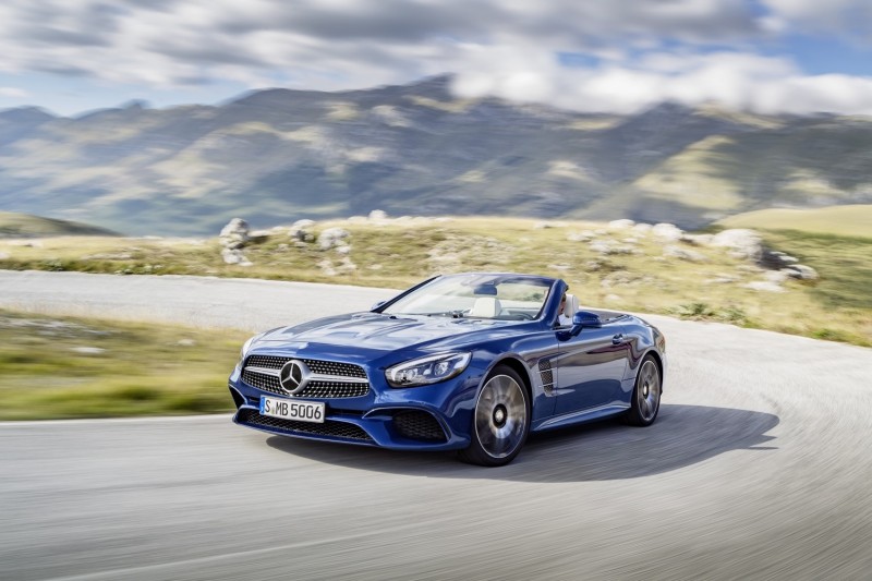 2017-mercedes-benz-sl-leaked-ahead-of-official-reveal1