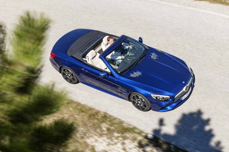 2017-mercedes-benz-sl-leaked-ahead-of-official-reveal5