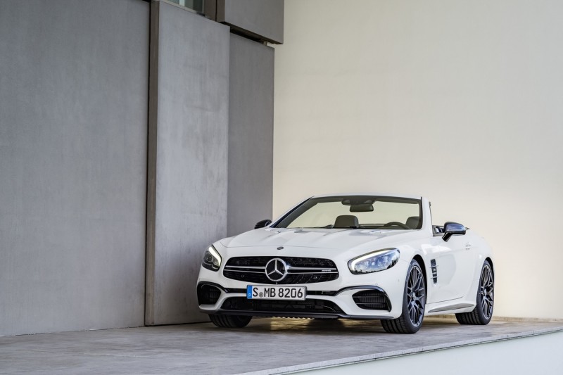 2017-mercedes-benz-sl-leaked-ahead-of-official-reveal7