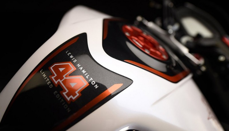 f1-world-champion-lewis-hamilton-teams-up-with-mv-agusta-for-limited-edition-motorcycle11