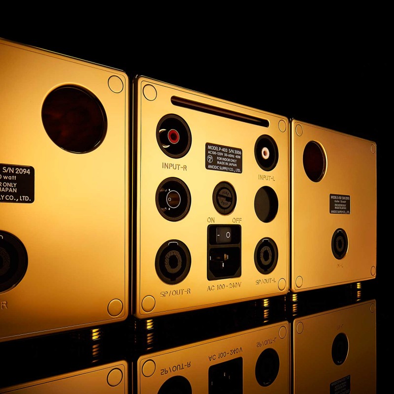 this-5m-sound-system-is-made-of-over-130-pounds-of-gold-and-diamonds3