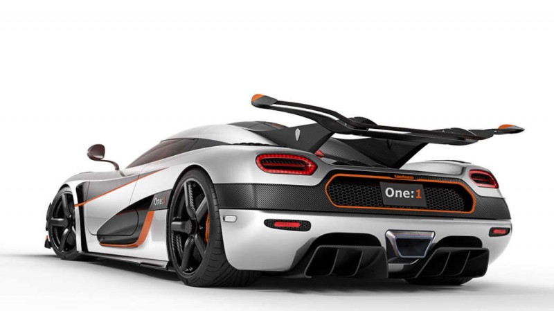 koenigsegg-one1-development-car-00-could-be-yours-for-6m5