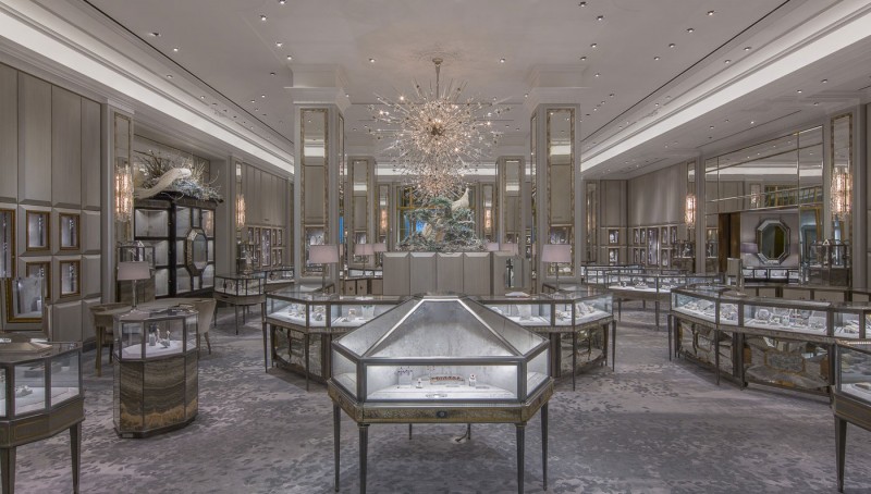 bergdorf-goodmans-fifth-avenue-store-opens-after-extensive-renovation1