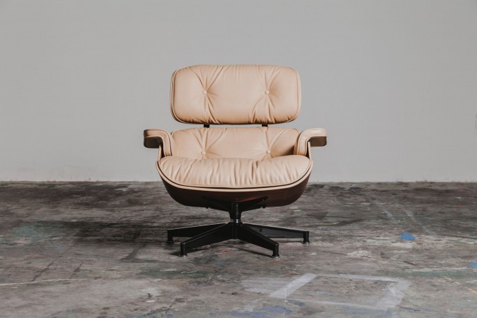 herman-miller-brings-back-eames-lounge-chair-and-ottoman3