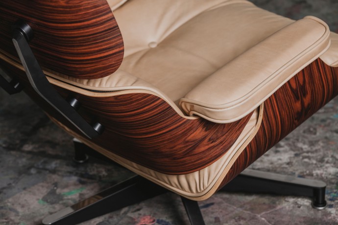 herman-miller-brings-back-eames-lounge-chair-and-ottoman5