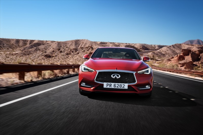 infiniti-unveils-its-bmw-fighting-q60-coupe2