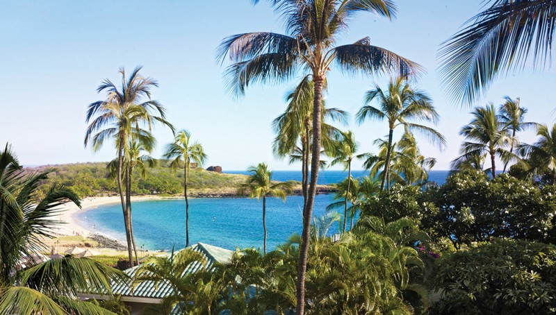 larry-ellison-set-to-reopen-four-seasons-in-hawaii-after-renovation2
