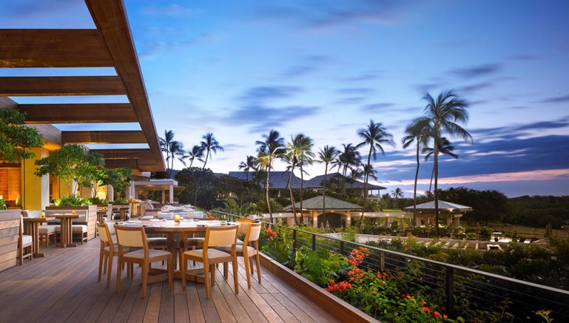 larry-ellison-set-to-reopen-four-seasons-in-hawaii-after-renovation6