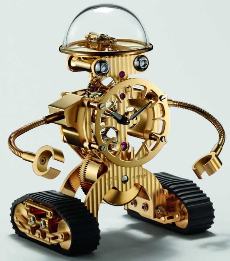 mbf-sherman-is-a-robot-shaped-clock6