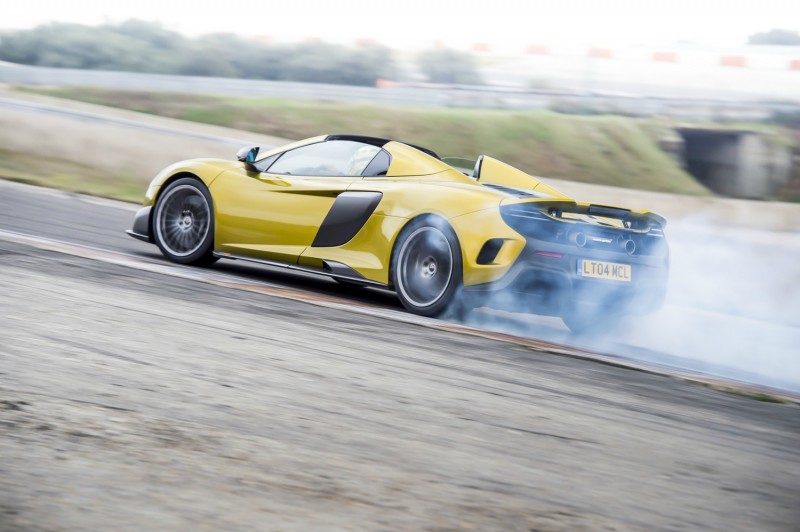 mclaren-675lt-spider-sold-out-in-just-two-weeks4