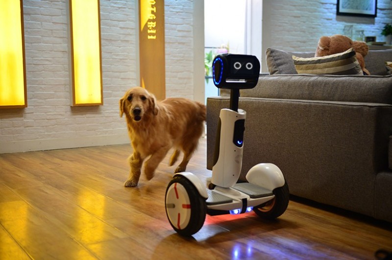 segway-shows-off-personal-robot-you-can-ride5