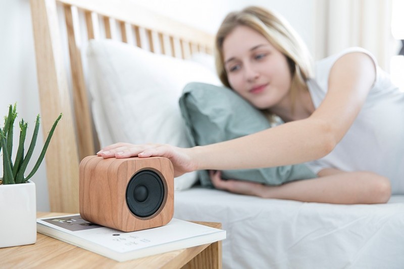 sugr-cube-wi-fi-speaker-features-touch-and-motion-controls2
