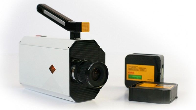 super-8-camera-makes-a-comeback-thanks-to-kodak-and-yves-behar2