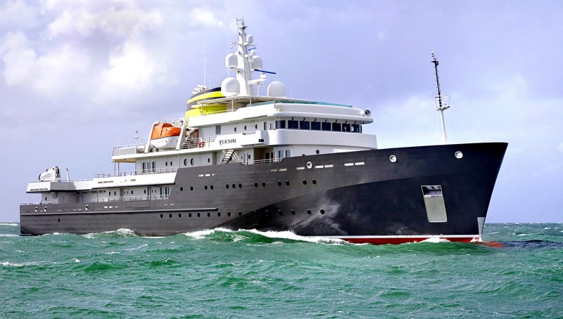 this-18-passenger-explorer-superyacht-can-take-you-on-some-serious-expeditions2