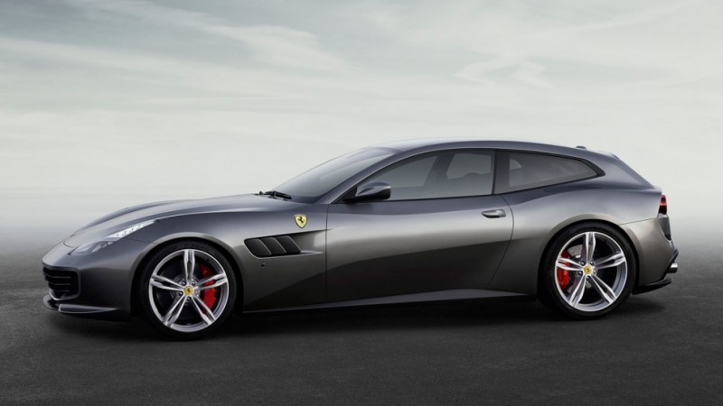 2017-ferrari-gtc4lusso-is-a-four-seater-with-four-wheel-drive-and-steering3