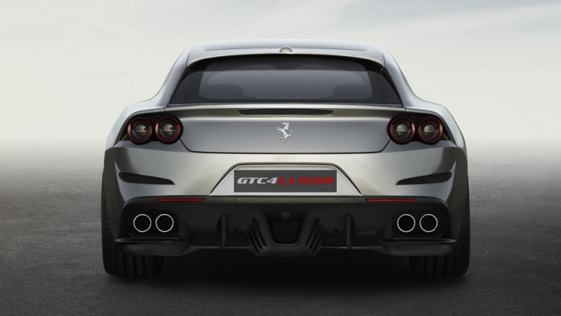 2017-ferrari-gtc4lusso-is-a-four-seater-with-four-wheel-drive-and-steering5