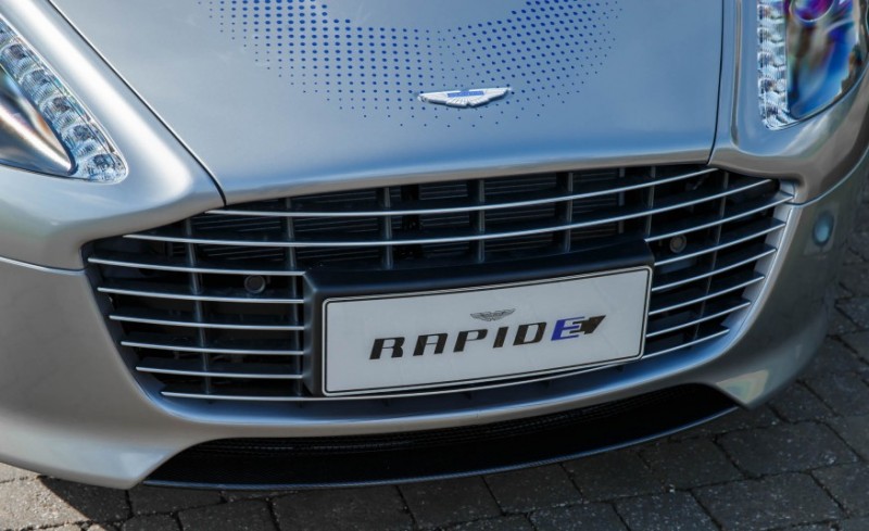 aston-martin-hints-at-electric-future-with-1000-horsepower-rapide-concept5