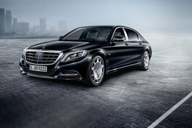 at-518k-mercedes-maybach-s600-guard-protects-against-explosive-devices-and-bullets1