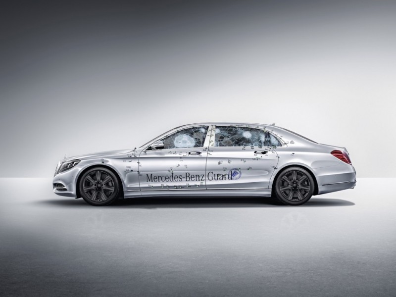 at-518k-mercedes-maybach-s600-guard-protects-against-explosive-devices-and-bullets2