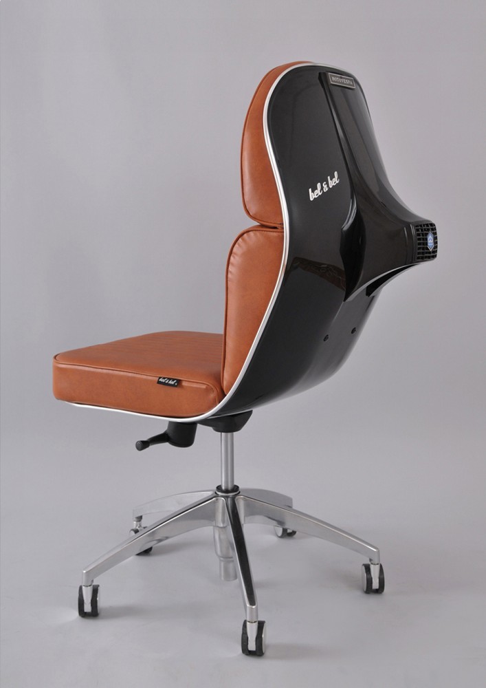 bel-bel-turns-vespa-scooters-into-office-chairs18