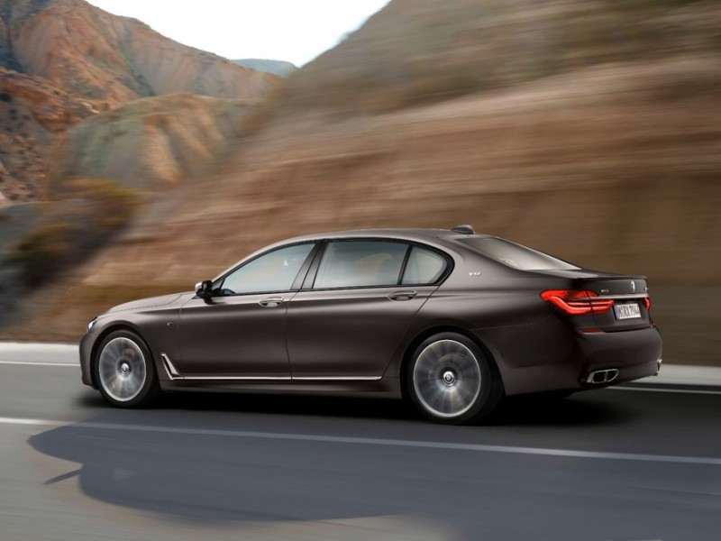 bmw-finally-gives-its-7-series-the-m-treatment-with-m760li-xdrive13