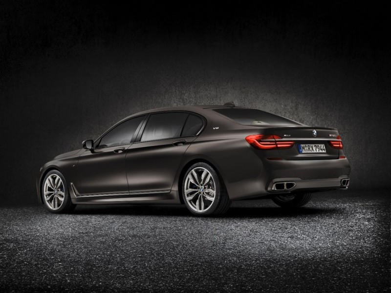 bmw-finally-gives-its-7-series-the-m-treatment-with-m760li-xdrive15