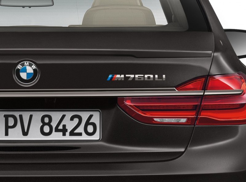 bmw-finally-gives-its-7-series-the-m-treatment-with-m760li-xdrive6