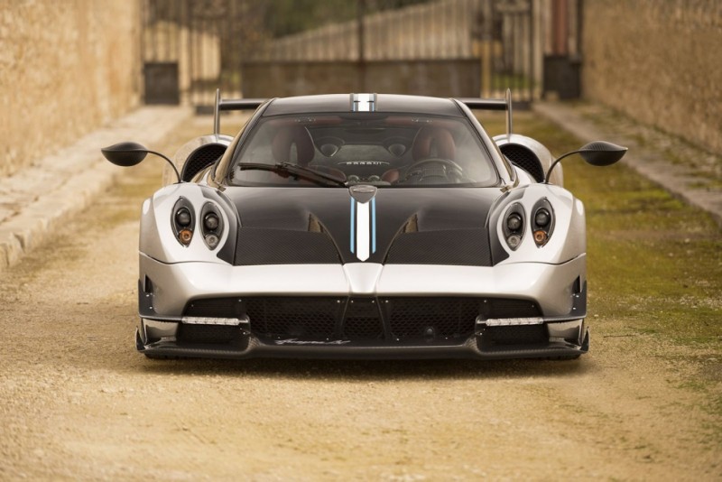 paganis-new-2-5m-huayra-bc-hypercar-is-already-sold-out1